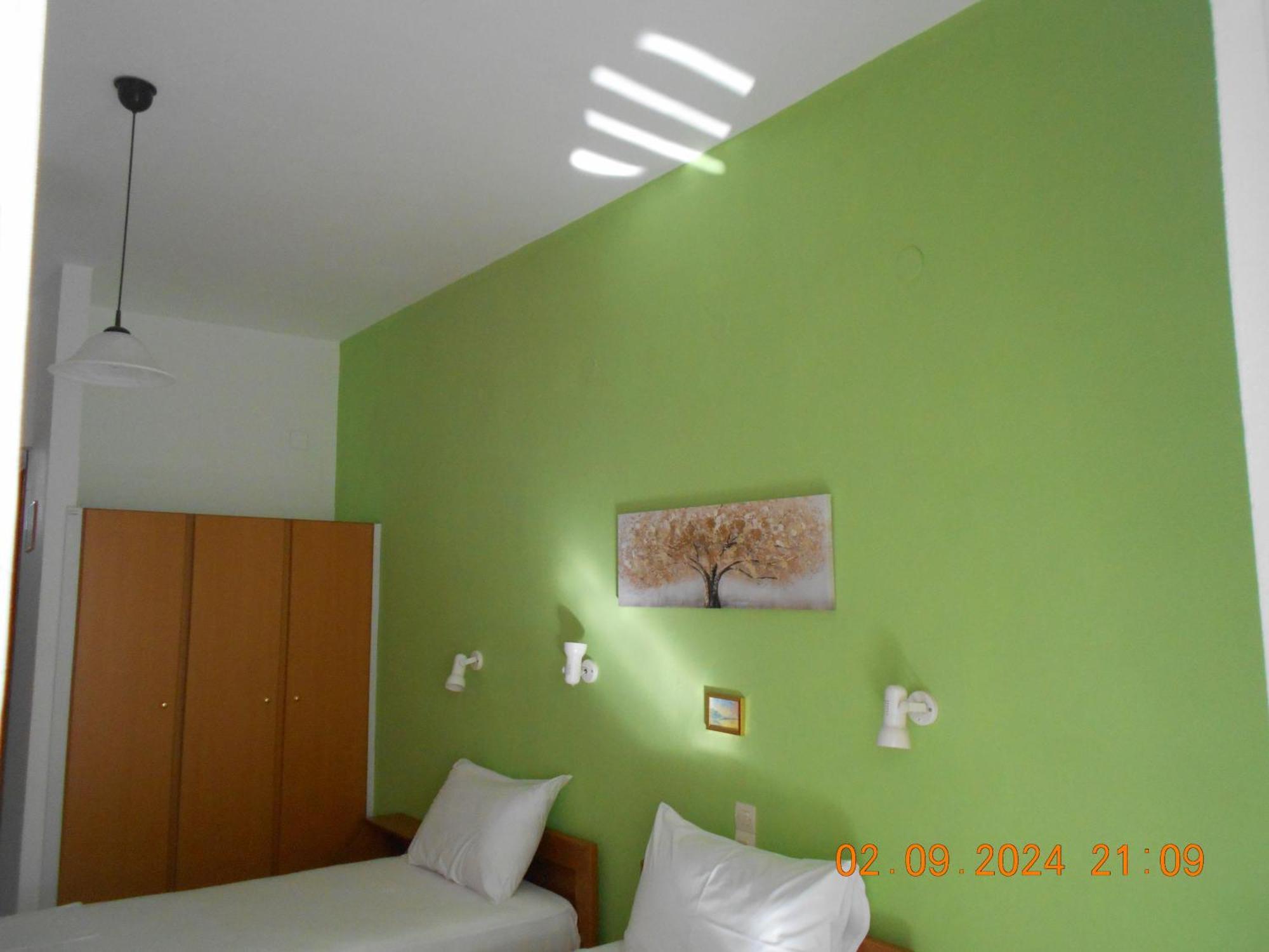 Garifalia Studios Kalamaki  Luaran gambar